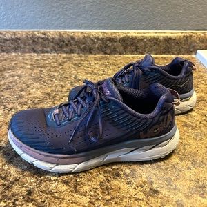 Hoka sneakers women 8.5